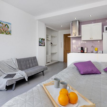 Apartment Near Beach, Playa Del Cura ตอร์เรเวียคา ภายนอก รูปภาพ