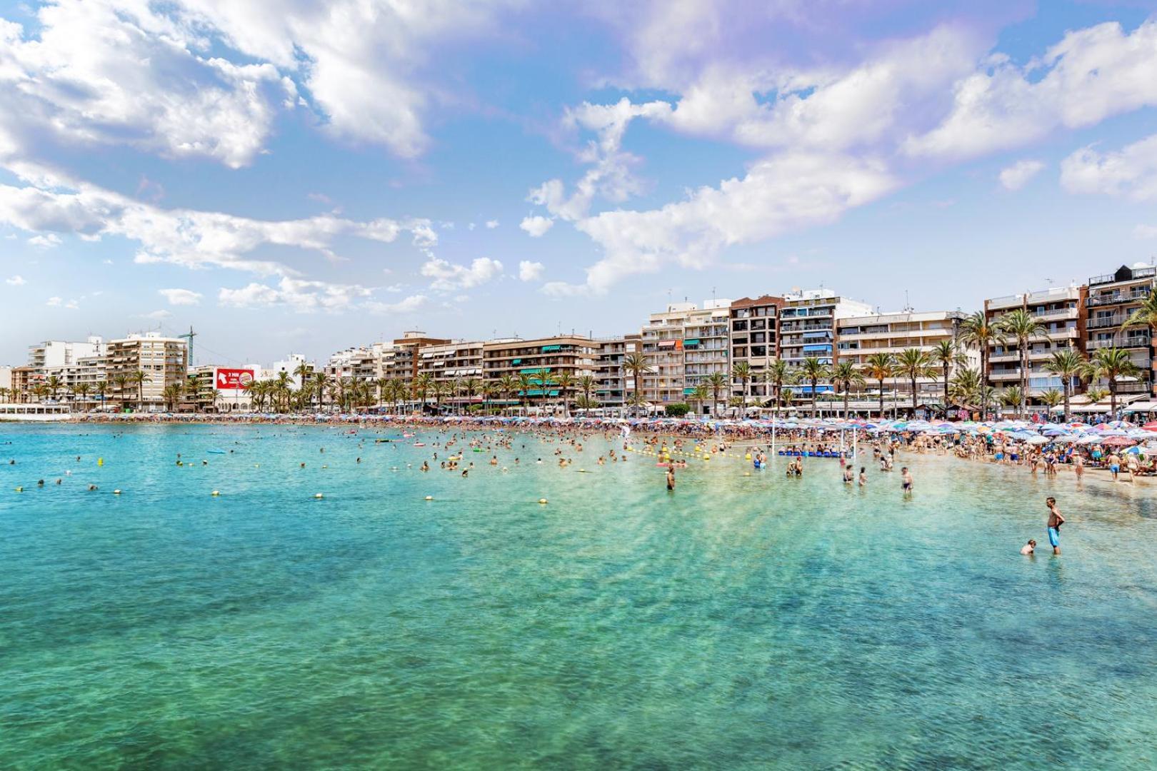 Apartment Near Beach, Playa Del Cura ตอร์เรเวียคา ภายนอก รูปภาพ